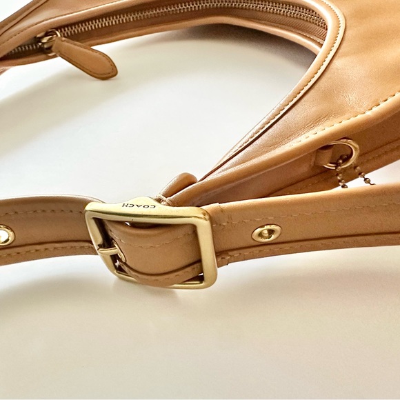 Coach Ergo 33 - Picture 7 of 13